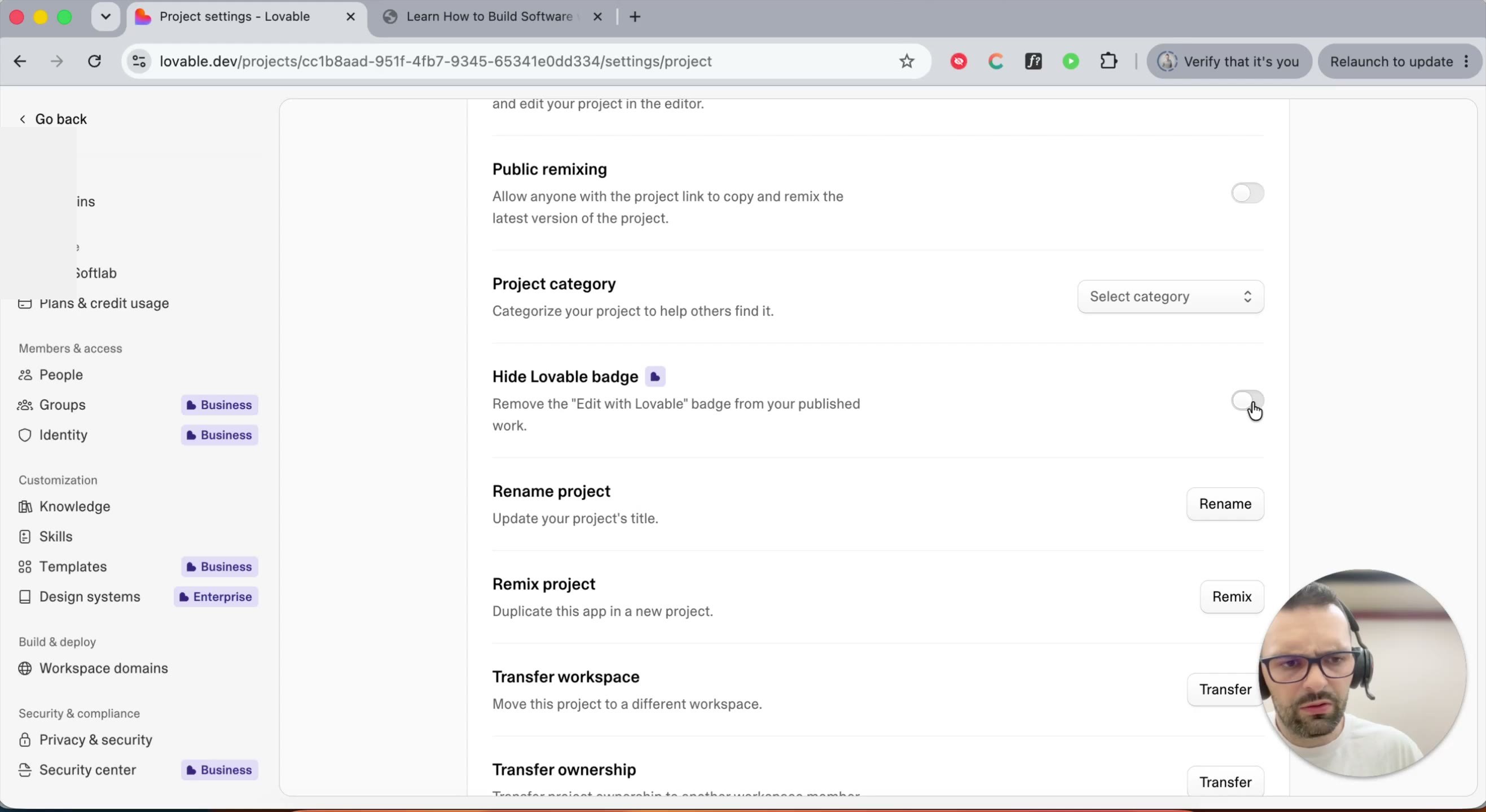 Hide Lovable badge toggle in project settings